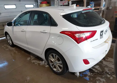 2013 Hyundai Elantra Gt z USA, uszkodzony, nr VIN KMHD35LEXDU050881